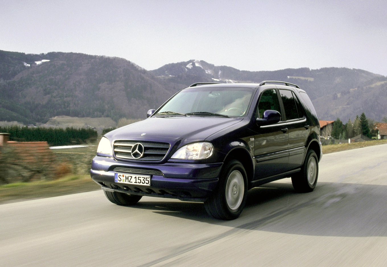 Mercedes-Benz ML (W163). Фото: Mercedes-Benz