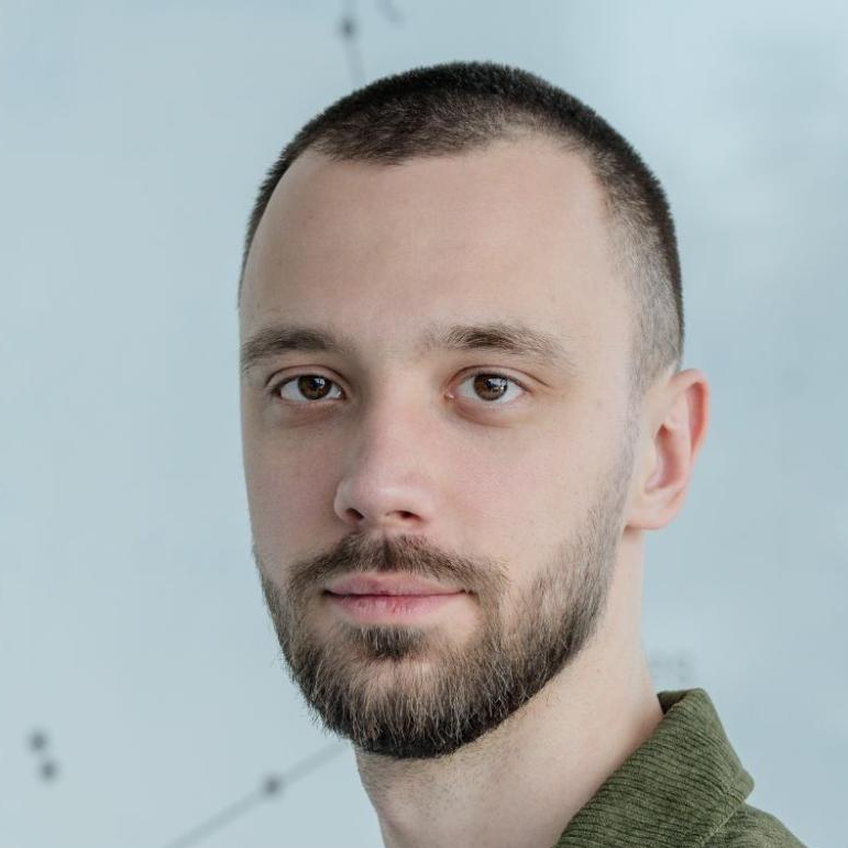 Александр Колесников