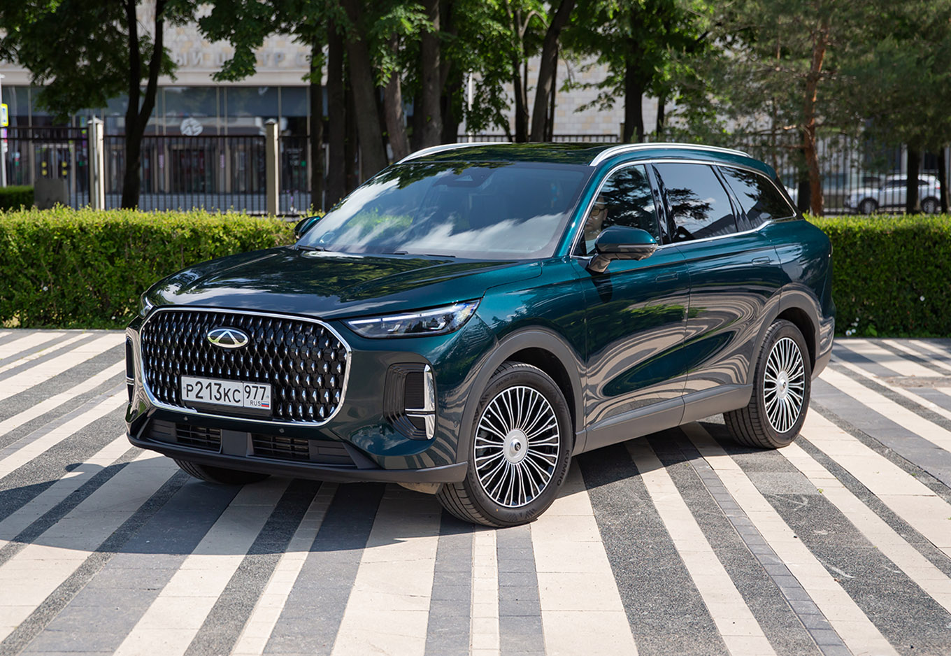 7 мест, 6000 км, испытание Севером: длительный тест-драйв Chery Tiggo 9