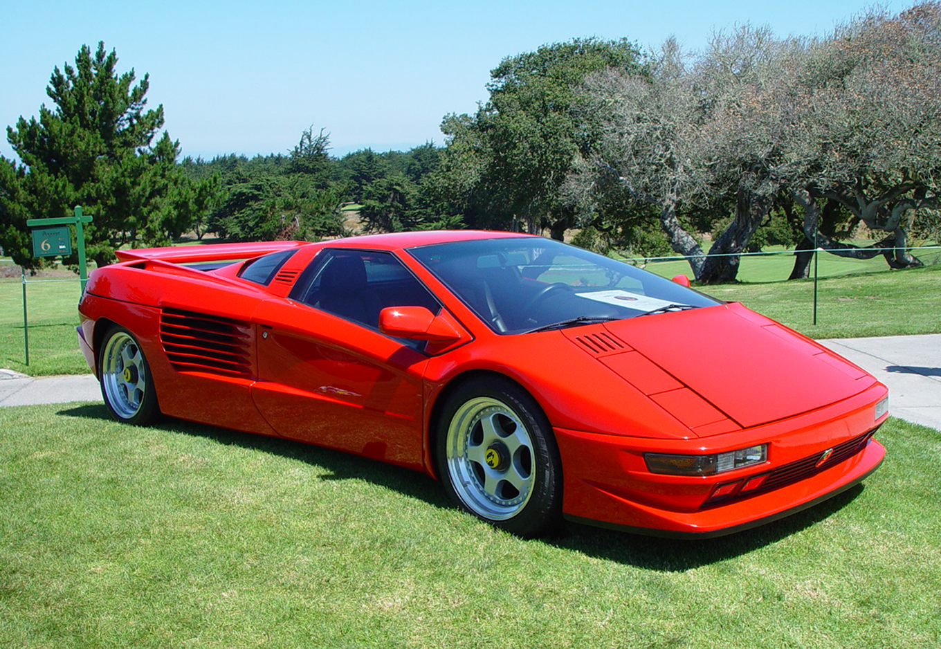 Cizeta Moroder V16T, в основу которого лег первоначальный дизайн Lamborghini Diablo. Фото: wikipedia.org/Craig Howell