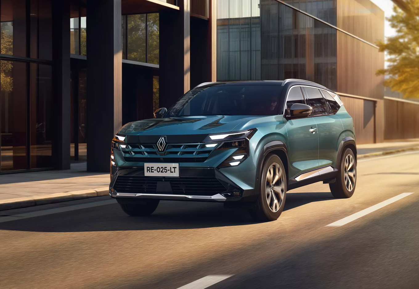 Duster на максималках: Renault представила новый бюджетный кроссовер