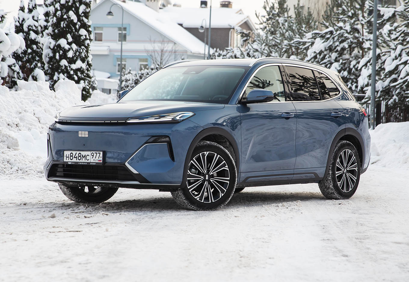 Geely EX5 EM-i. Фото: Журнал Авито Авто / Павел Короткий