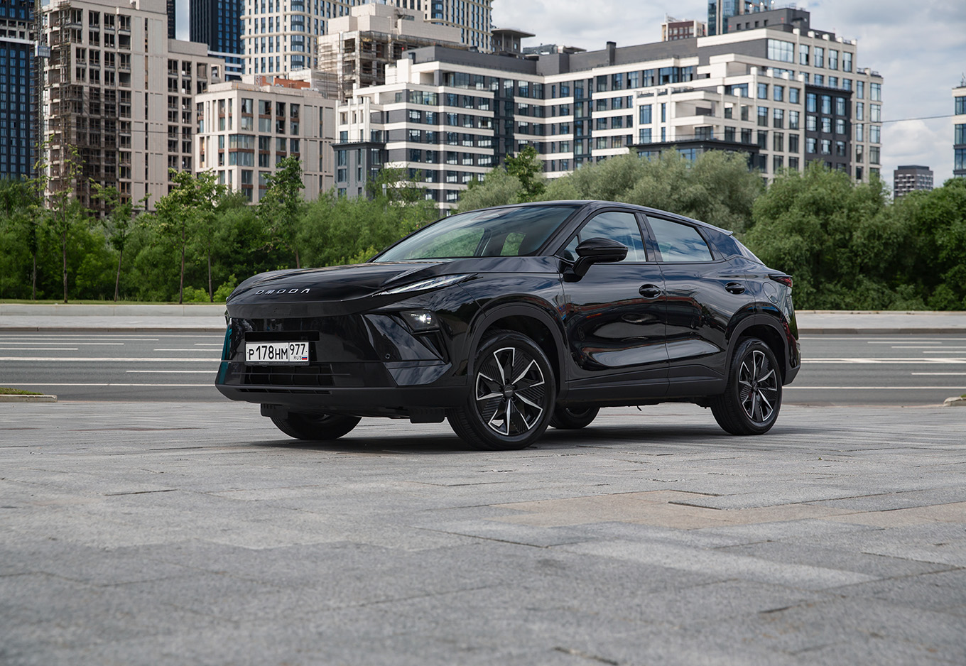 Omoda C5. Фото: Журнал Авито Авто/Павел Короткий